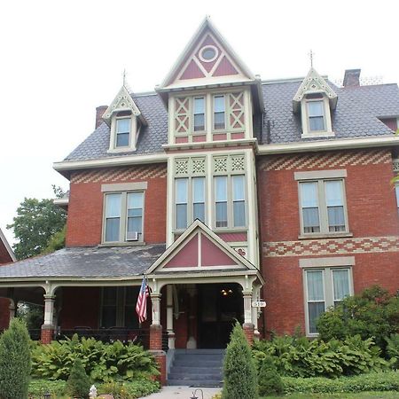 Spencer House Bed & Breakfast Erie Exteriör bild